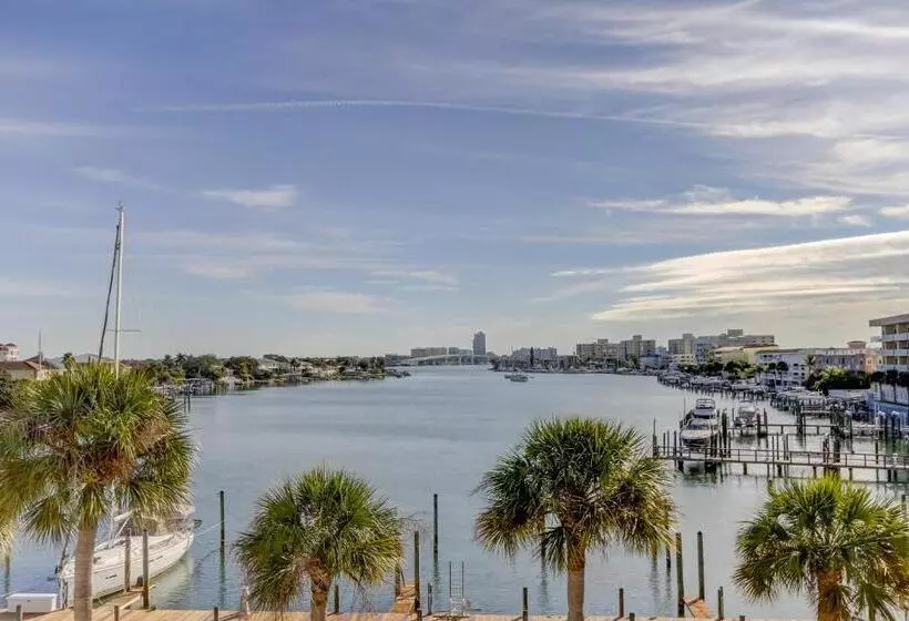 리조트 Dockside Dream