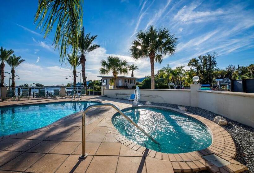 渡假胜地  Paddletail Waterfront Lodge, Trademark Collection By Wyndham