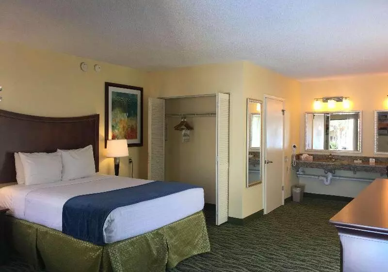 אתר נופש Paddletail Waterfront Lodge, Trademark Collection By Wyndham