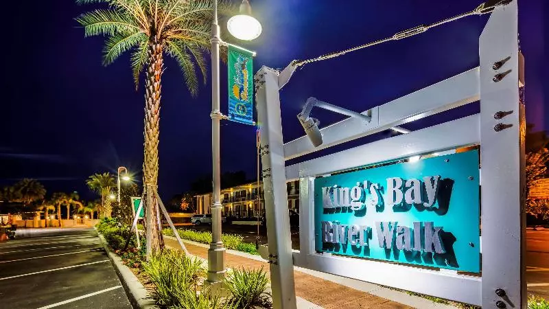 אתר נופש Paddletail Waterfront Lodge, Trademark Collection By Wyndham