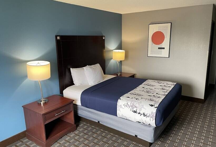 فندق American Inn Cedar Rapids South