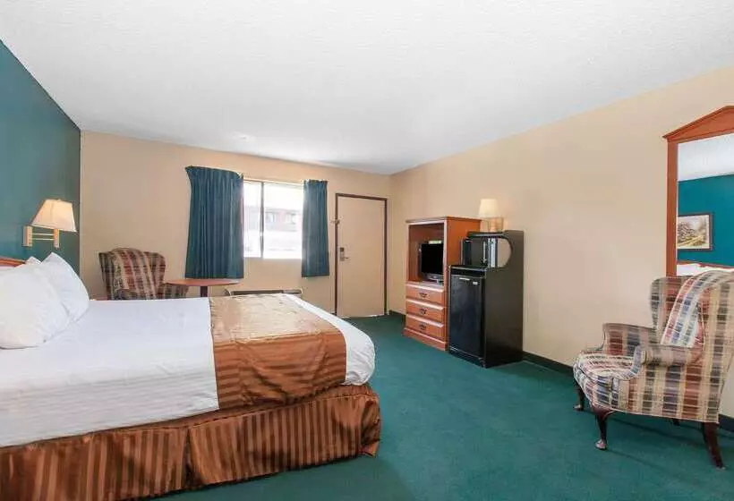 فندق Americas Best Value Inn & Suites Bakersfield Central