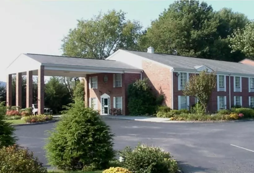 Americourt Hotel And Suites Elizabethton