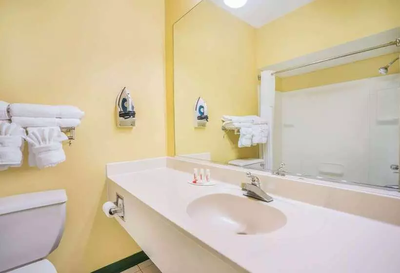 فندق Baymont By Wyndham Warrenton