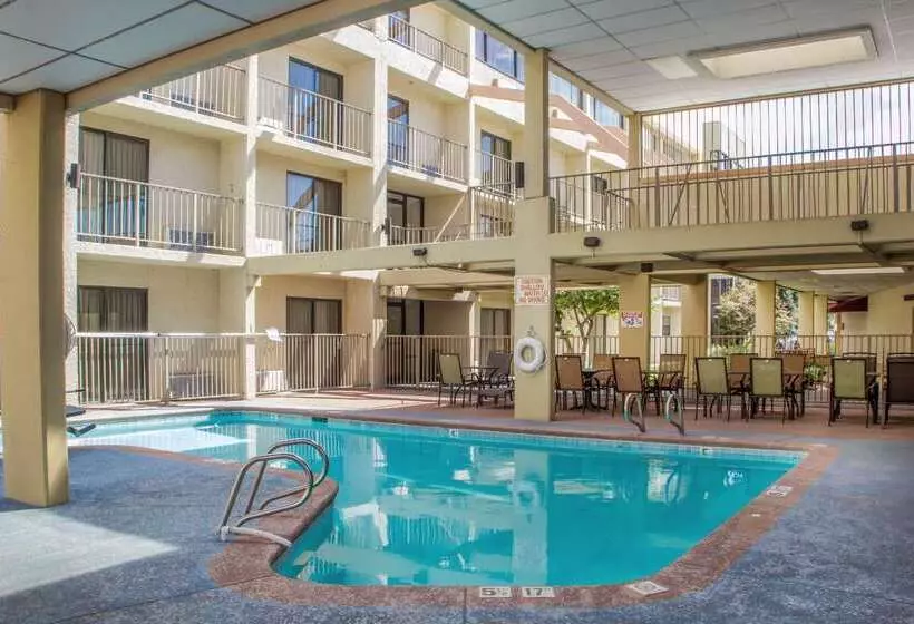 Clarion Hotel Broken Arrow   Tulsa
