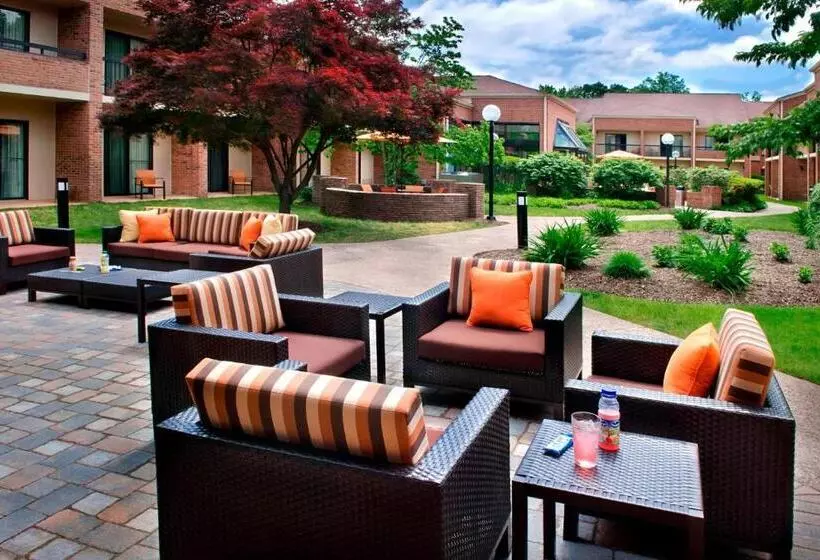 Hotel Courtyard By Marriott Hartford Windsor Airport