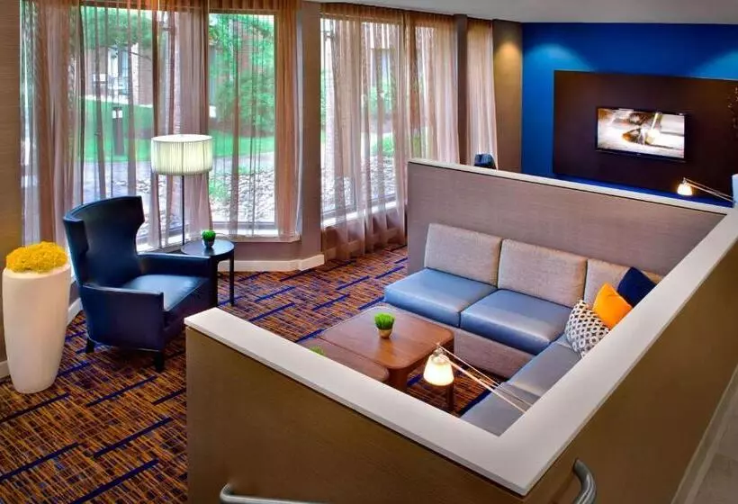 Hotel Courtyard By Marriott Hartford Windsor Airport