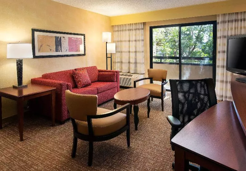 فندق Courtyard Costa Mesa South Coast Metro