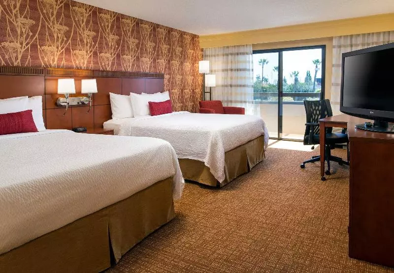 فندق Courtyard Costa Mesa South Coast Metro