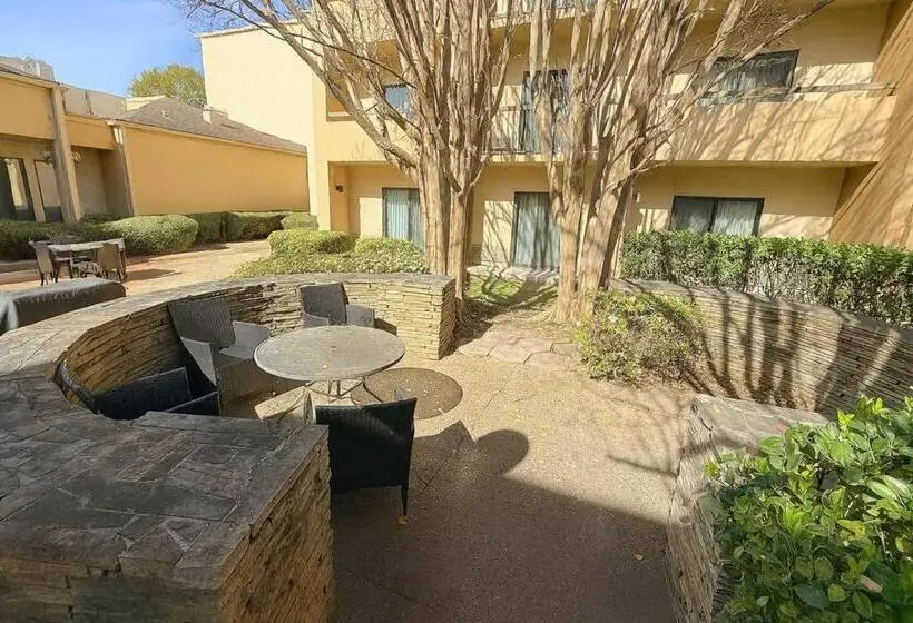 ホテル Courtyard Montgomery