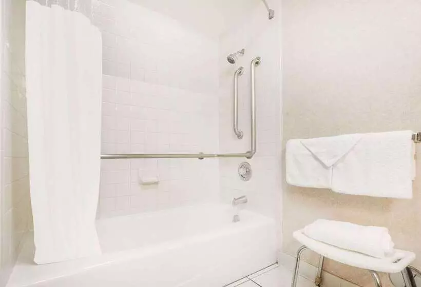 Otel Days Inn By Wyndham Amarillo East