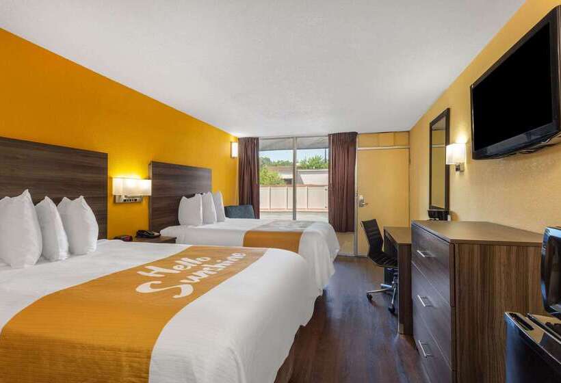 فندق Days Inn By Wyndham Hampton Near Coliseum Convention Center