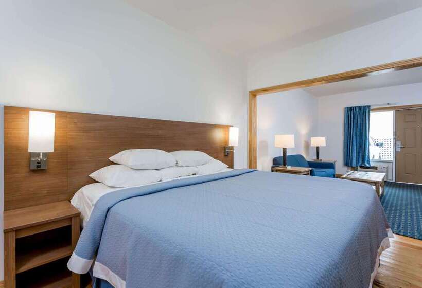 בית מלון כפרי Days Inn By Wyndham Kill Devil Hills Oceanfront Wilbur