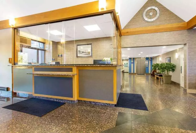 Szálloda Days Inn By Wyndham Lanham Washington Dc