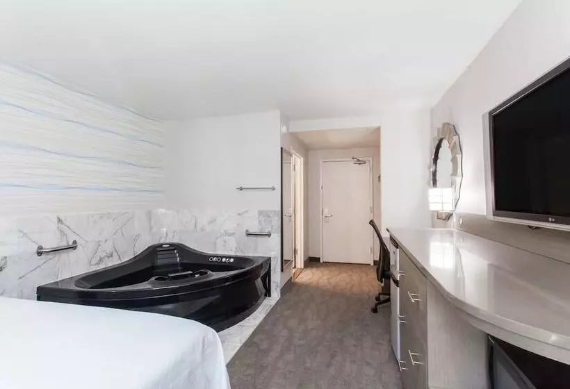 Szálloda Days Inn By Wyndham Lanham Washington Dc