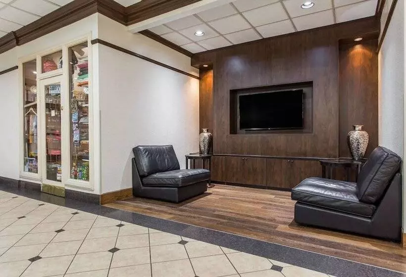 בית מלון כפרי Days Inn By Wyndham Washington Dc/connecticut Avenue