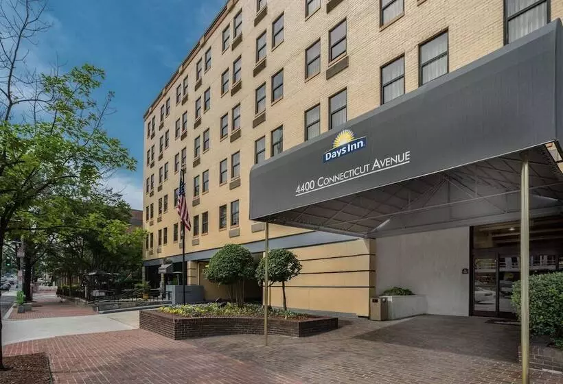 בית מלון כפרי Days Inn By Wyndham Washington Dc/connecticut Avenue