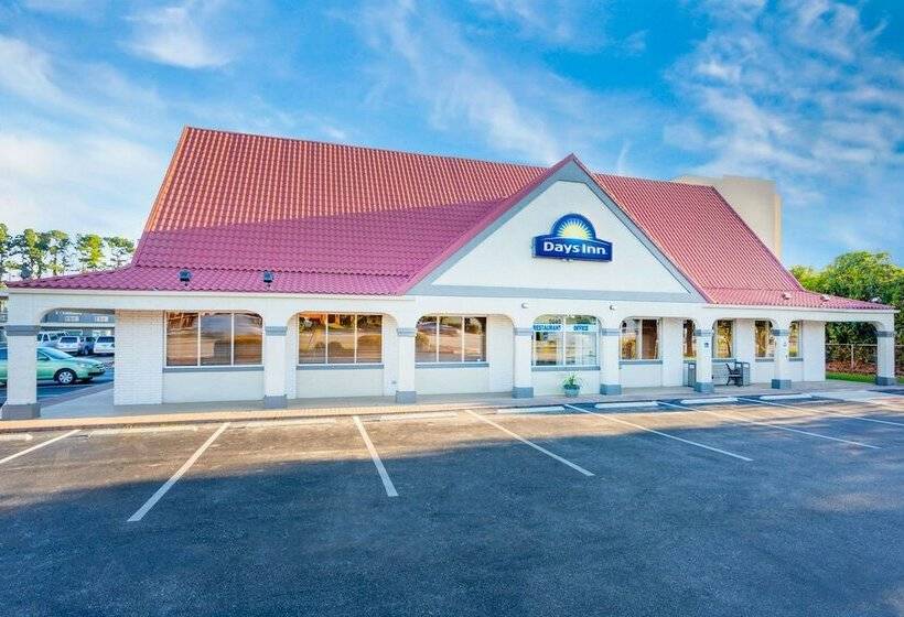 هتل Wilmington / University