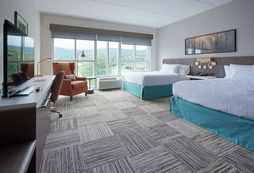 فندق Hilton Garden Inn Corning Downtown