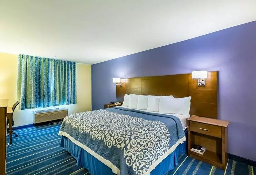 Szálloda Days Inn By Wyndham Hartford/closest Downtown