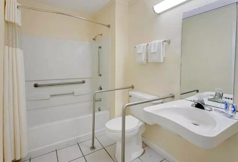 호텔 Days Inn By Wyndham Turbeville