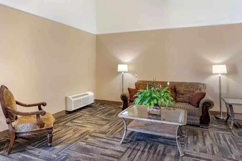 Otel Econo Lodge Inn And Suites Sandy