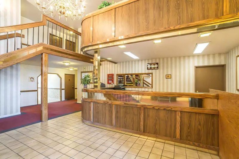 Otel Econo Lodge Inn And Suites Sandy