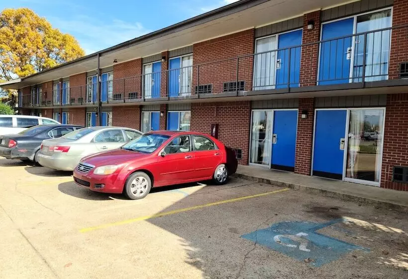 Отель Fairview Inn & Suite