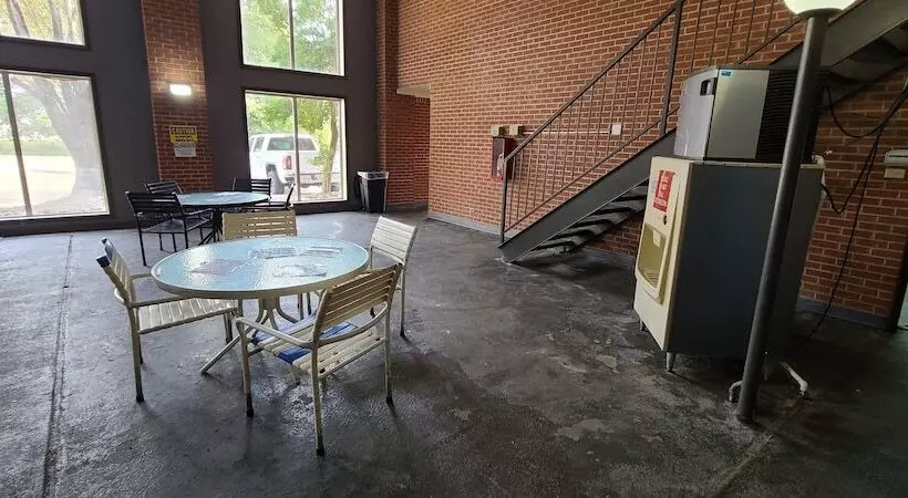 Отель Fairview Inn & Suite