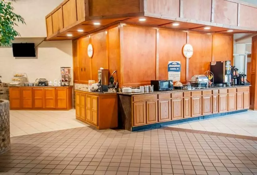 Otel Howard Johnson By Wyndham Conway