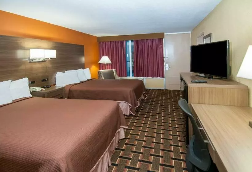 Otel Howard Johnson By Wyndham Conway