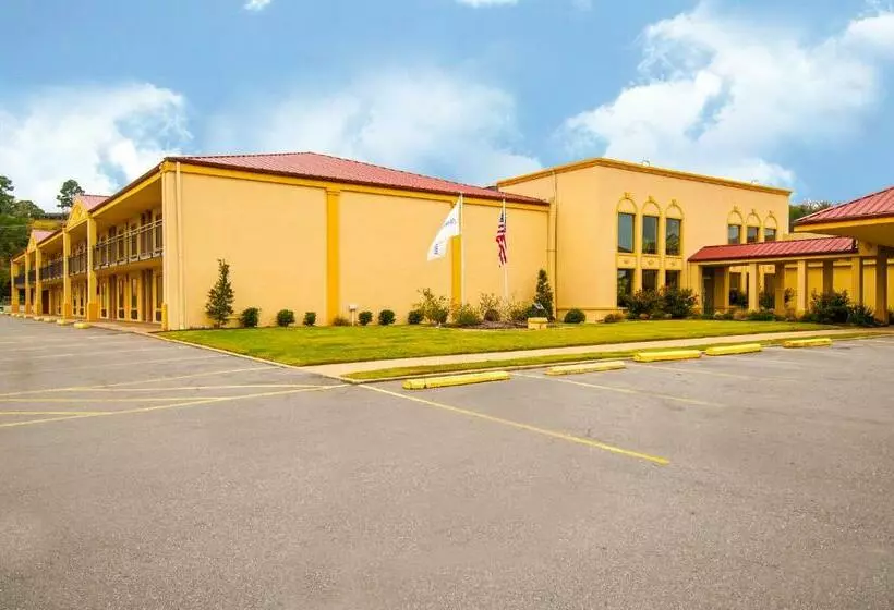 Otel Howard Johnson By Wyndham Conway