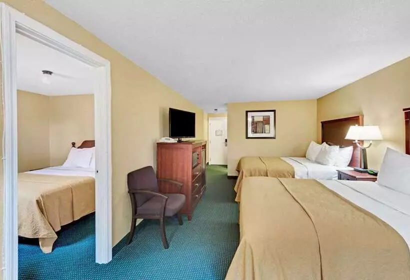 فندق Ramada By Wyndham Kittery