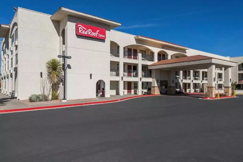 בית מלון כפרי Red Roof Inn Albuquerque Midtown