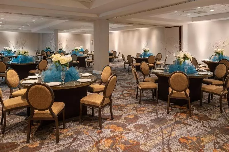 Sheraton Dallas Hotel By The Galleria