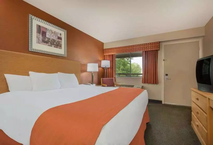 Motelli Days Inn By Wyndham Columbus Fairgrounds