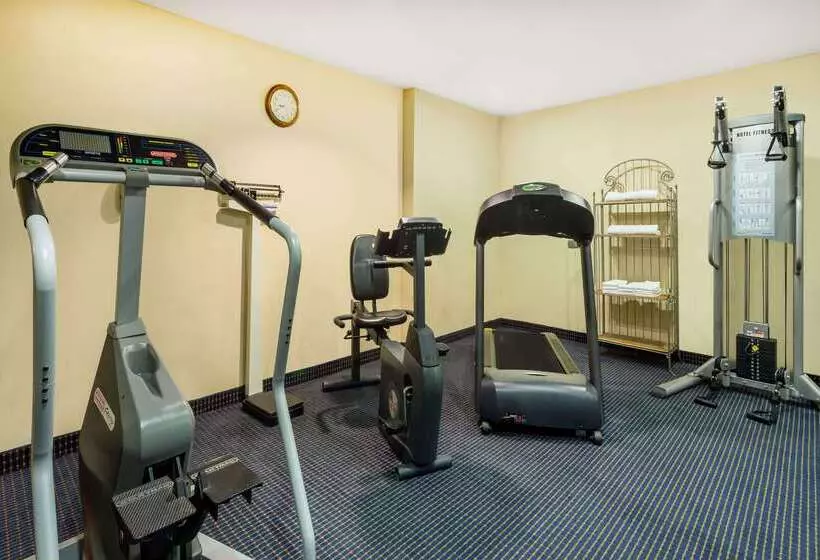 فندق Baymont By Wyndham Flagstaff