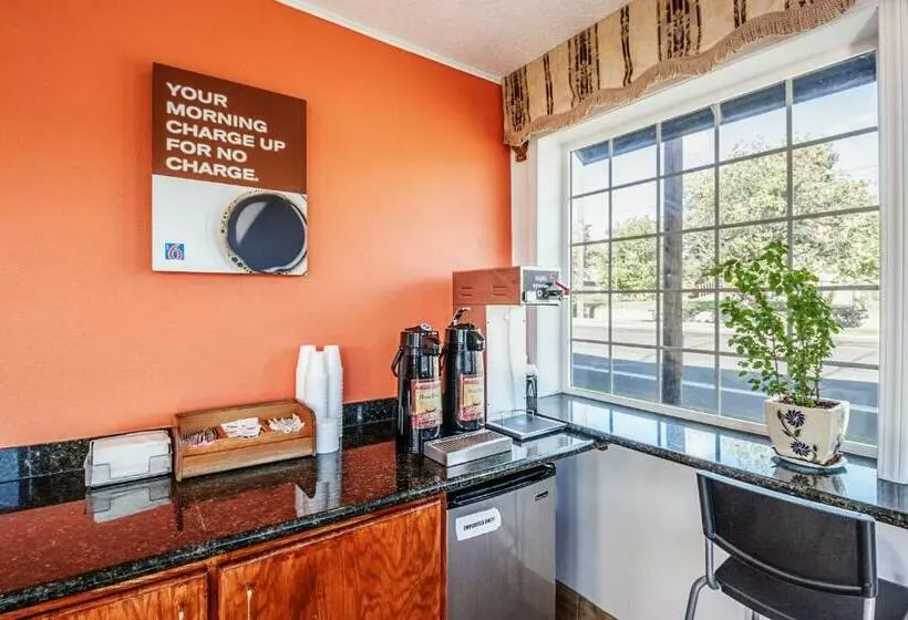 فندق Budget Inn Walla Walla