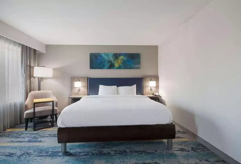 Otel Clarion Pointe Okc Airport