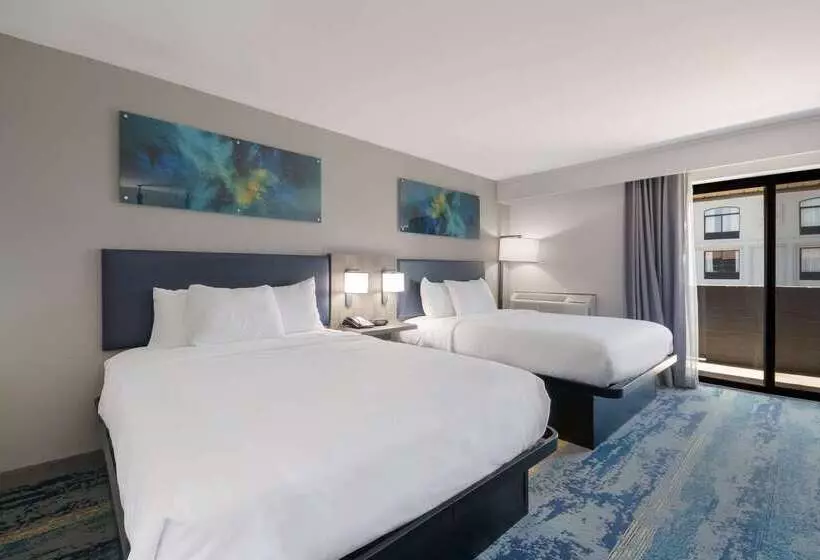 Otel Clarion Pointe Okc Airport