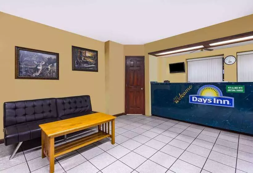 Szálloda Days Inn By Wyndham Byron