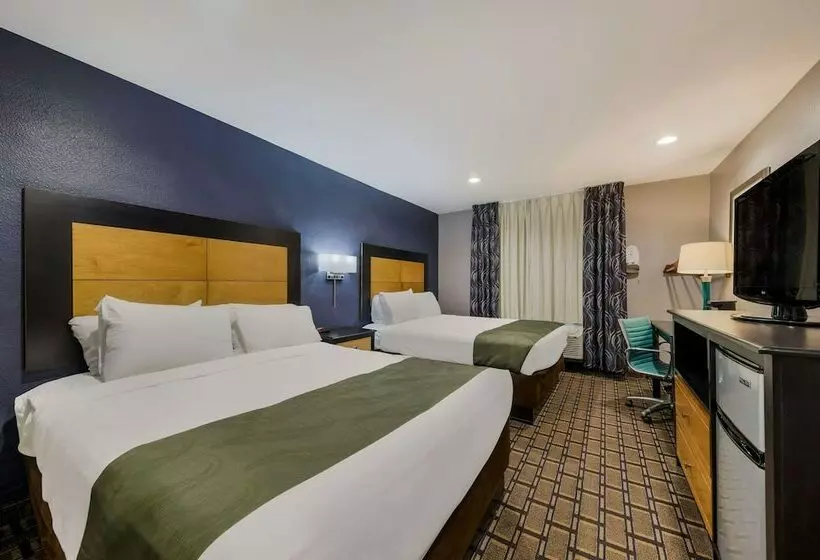 Отель Quality Inn  Denton
