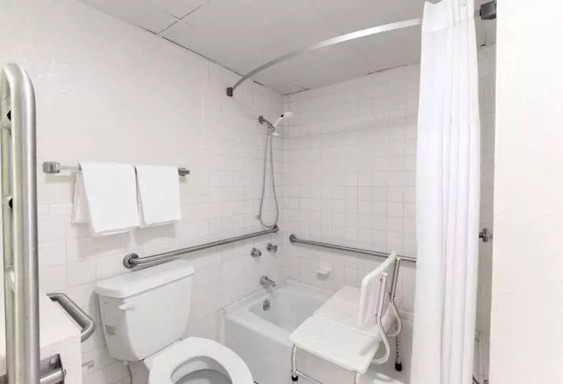 Hotelli Days Inn By Wyndham Oklahoma City Fairground