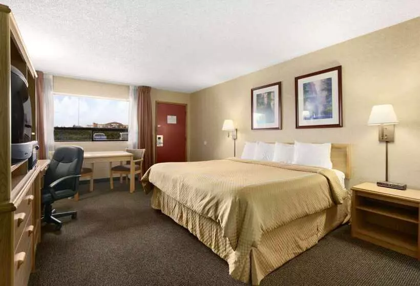 Hotelli Days Inn By Wyndham Oklahoma City Fairground