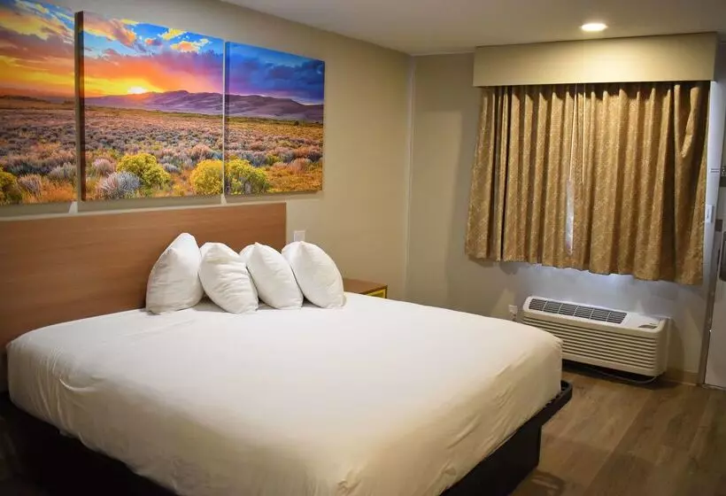 Hotelli Days Inn By Wyndham San Antonio Alamo/riverwalk