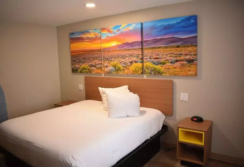 Hotelli Days Inn By Wyndham San Antonio Alamo/riverwalk