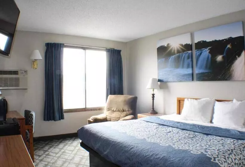 هتل Days Inn By Wyndham Sioux Falls