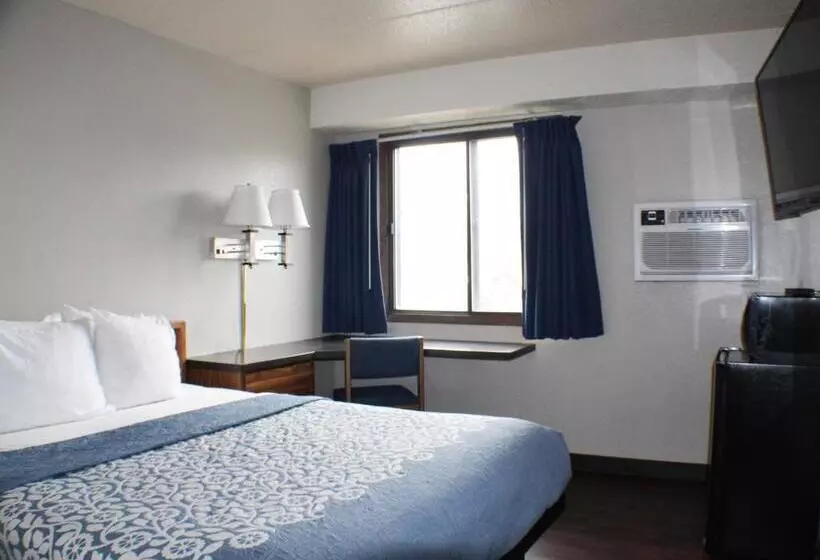 هتل Days Inn By Wyndham Sioux Falls