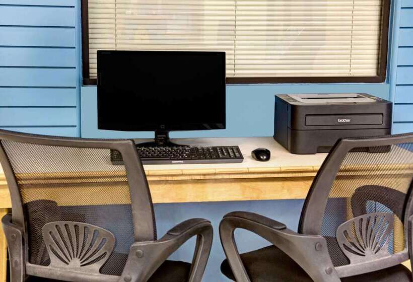 호텔 Rodeway Inn Davenport Champions Gate