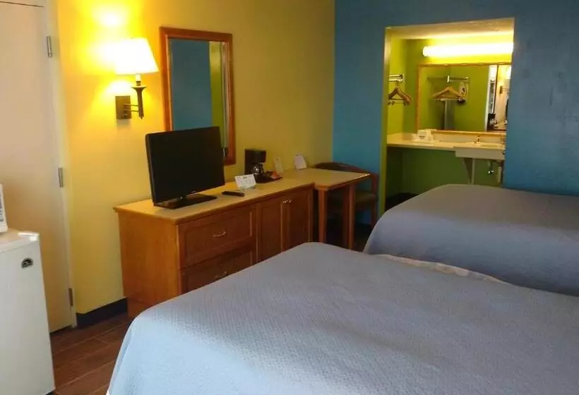 فندق Rodeway Inn Davenport Champions Gate